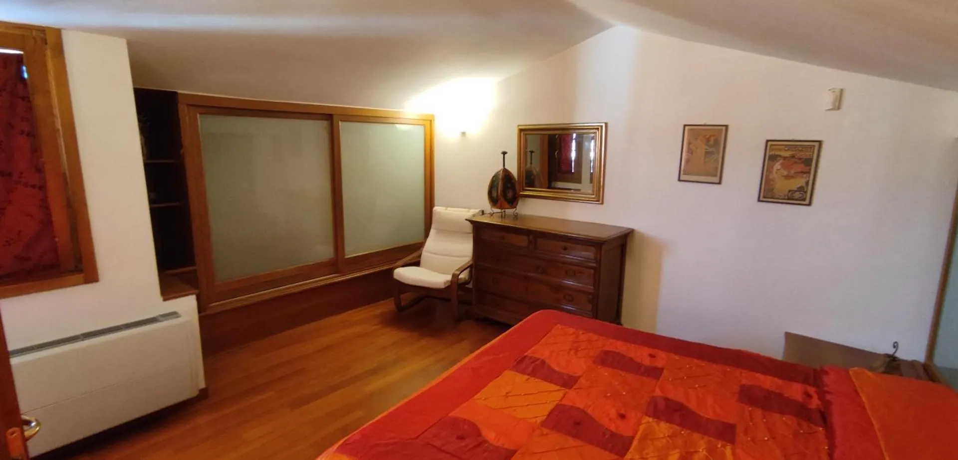 Lucy'S House Appartamento Per Locazione Turistica Florence Italy